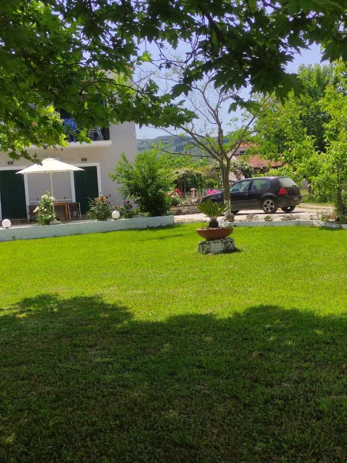Nikilein'S House, Διαμέρισμα 150Μ Απο Την Παραλία Roda  Zewnętrze zdjęcie
